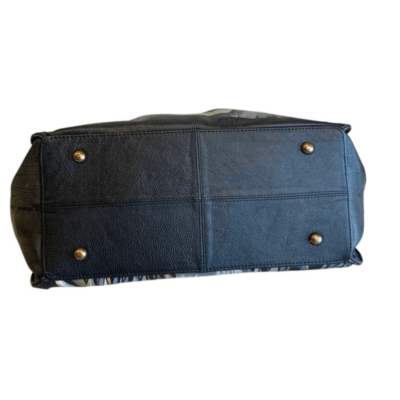 Anna by Anuschka Handpainted Leather Large Tote Animal Lion Black Tote Bag - Picture 4 of 13